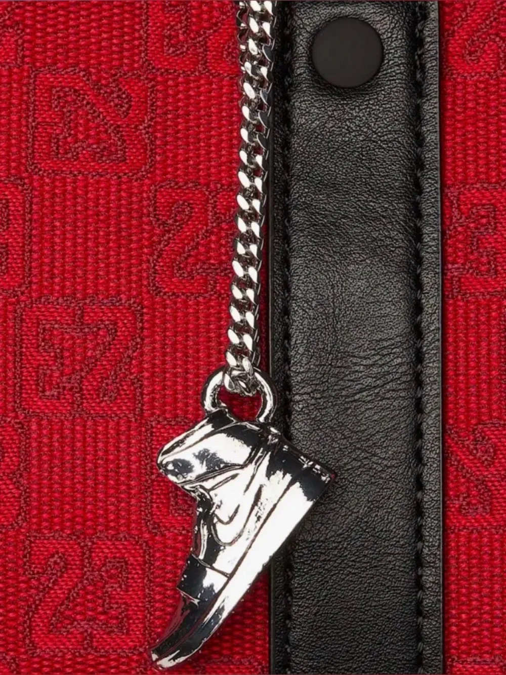 Jordan Monogram Duffle Bag Large in Varsity Red and Black NIKE
